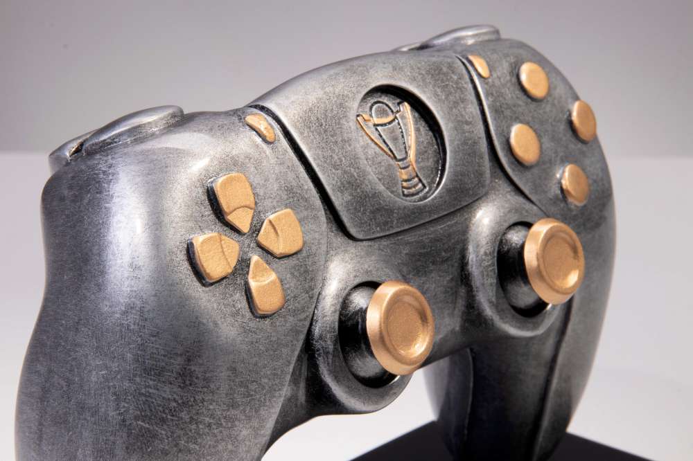 Gaming & E-Sports Pokal Controller aus Resin